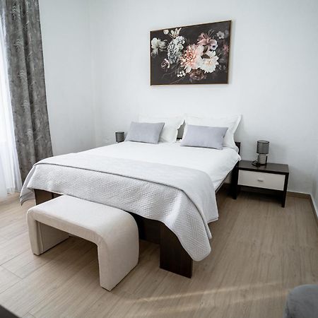 Apartment Val With Sea View Σίμπενικ Εξωτερικό φωτογραφία
