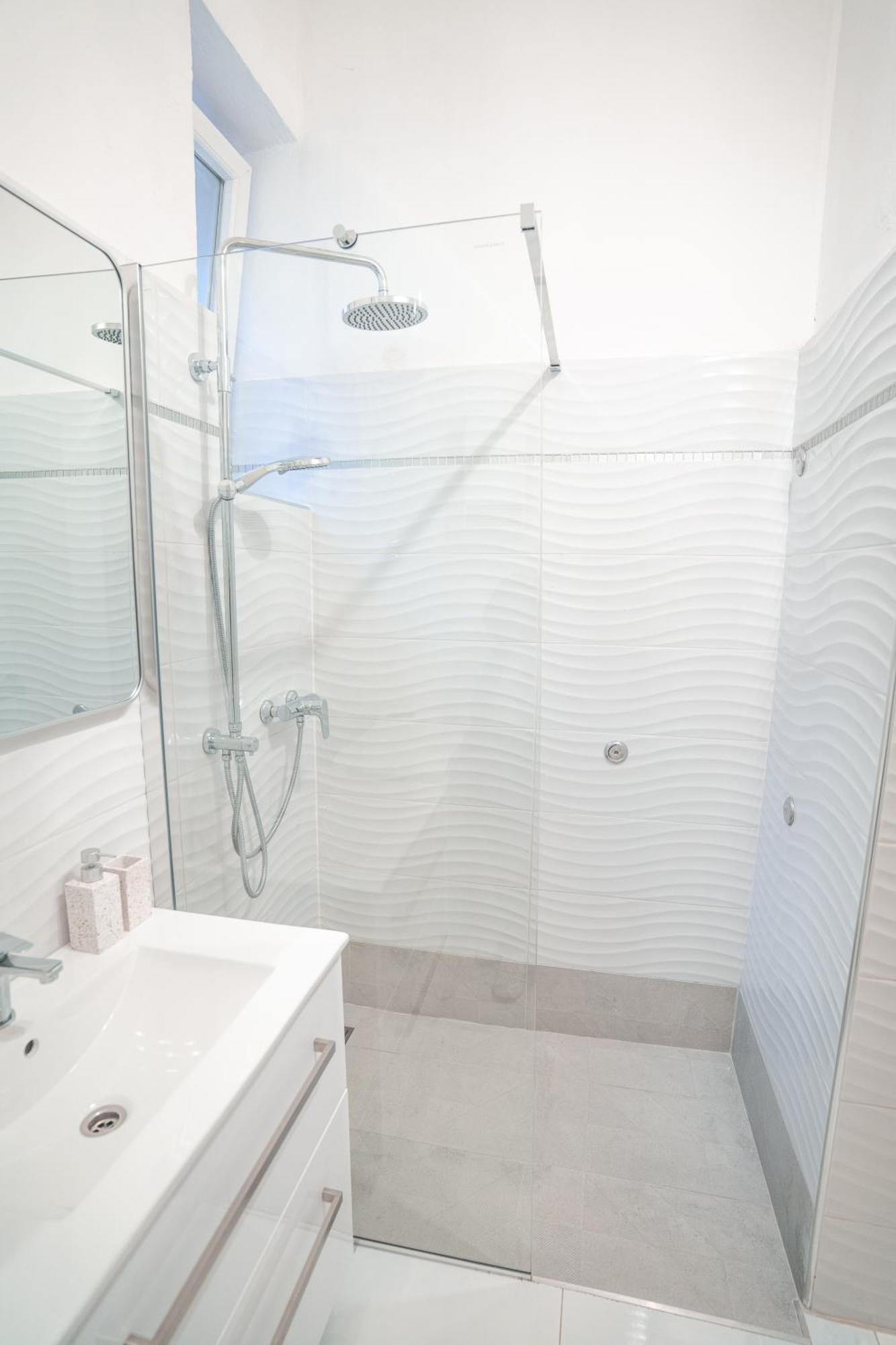 Apartment Val With Sea View Σίμπενικ Εξωτερικό φωτογραφία
